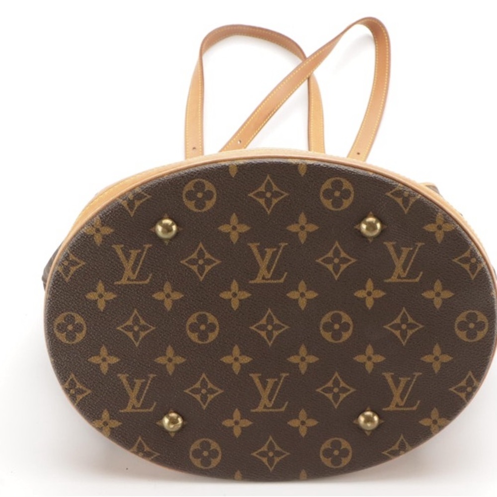 Louis Vuitton Marais GM Bucket Bag in Monogram Canvas and Leather - Picture 4 of 13